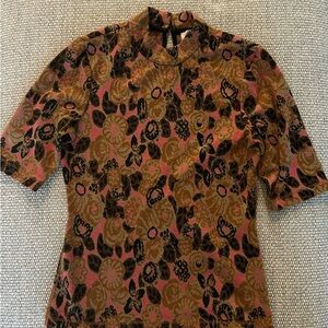 Maeve Anthropologie Pink and Brown Floral Short Sleeve Sweater Top